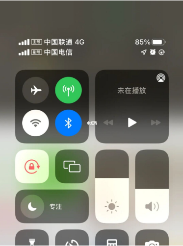 旌德苹果手机维修分享iPhone双卡信号解决办法 