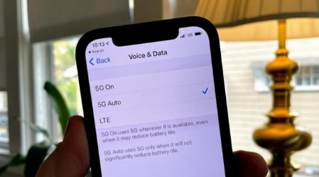 旌德苹果手机维修分享iPhone 12如何打开或关闭5G网络 